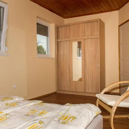 Σπίτι διακοπών In 19387 Balatonkeresztúr