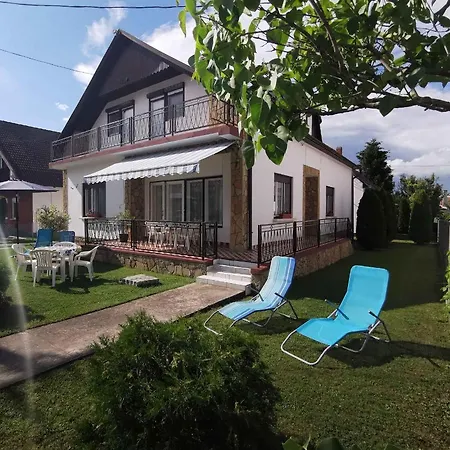 In 19387 Semesterbostad Balatonkeresztúr