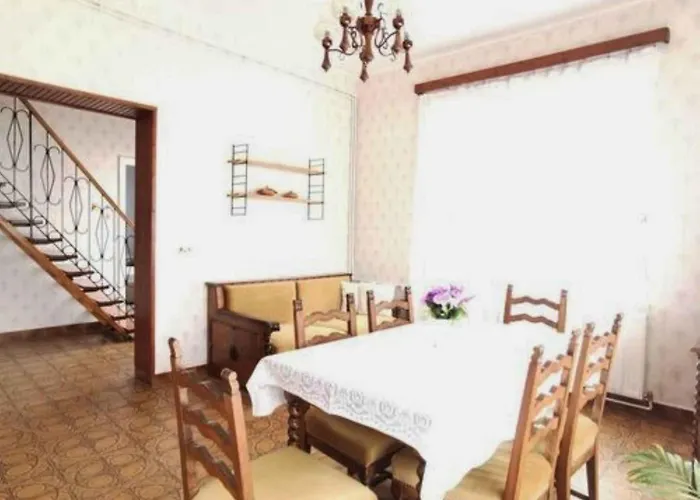 In 19387 Balatonkeresztúr