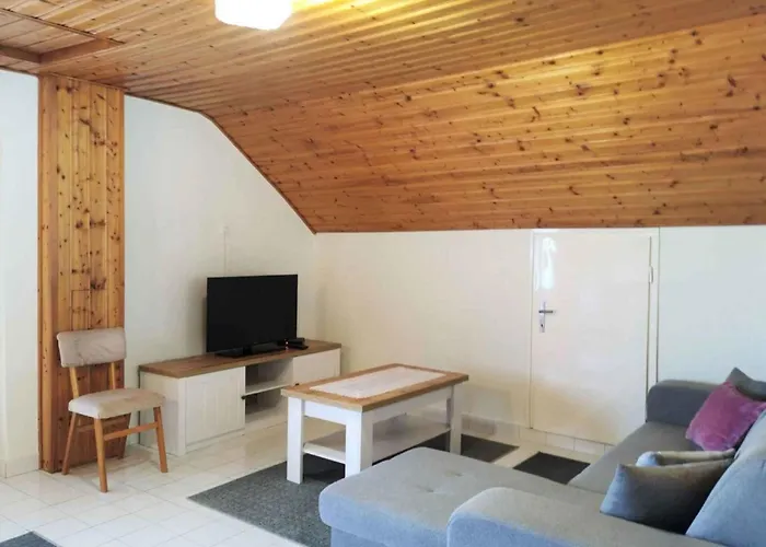 In 19387 Nyaraló Balatonkeresztúr