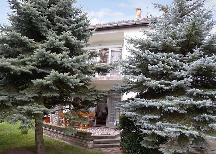 In 19387 Balatonkeresztúr