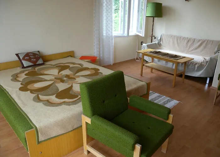 In 19387 Balatonkeresztúr